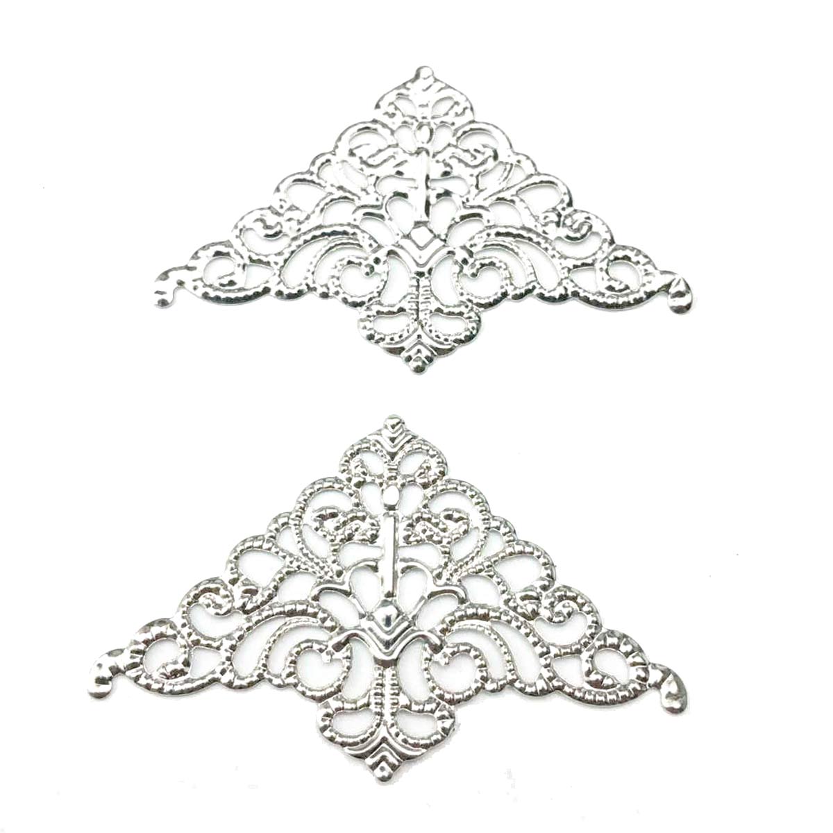 200個入り中空コネクター三角形フィリグリーラップ 32x5 - Embellish Craft のレビューと価格